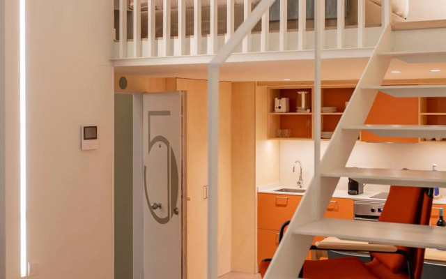 Jardinets De Gràcia by The 5ve Soul