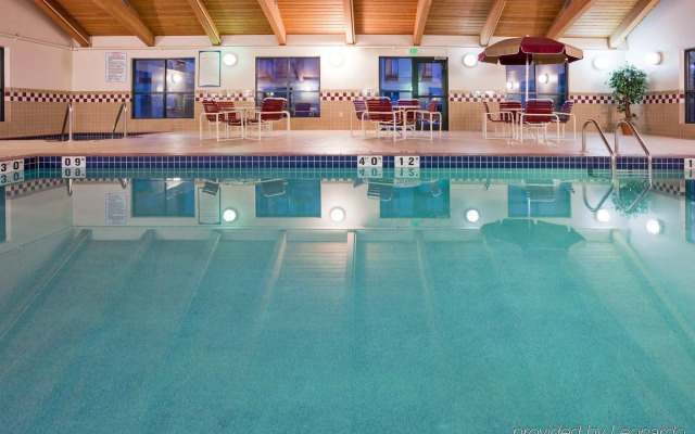 Staybridge Suites Middleton Madison-West by IHG