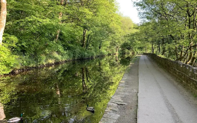 Uppermill Central