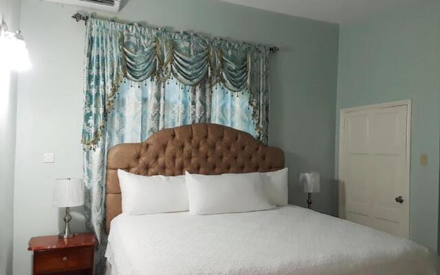 Dela de-Rose Guest House Negril Jamaica