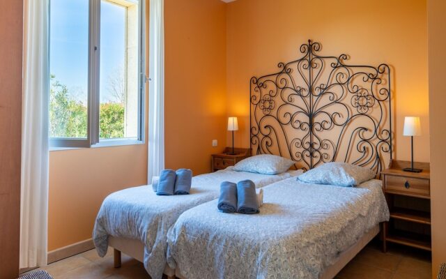 Villa in Montbrun With Pool and Mountain Views