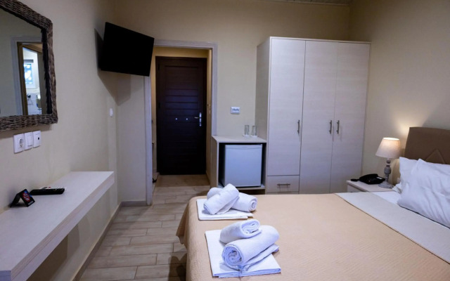 Venus Beach Bungalows Hotel