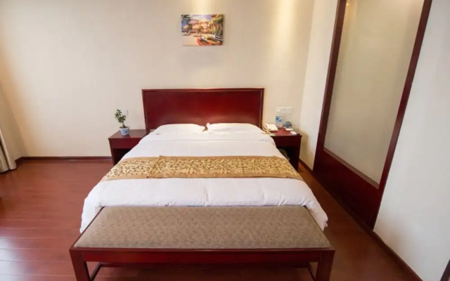 GreenTree Inn GuangDe County ZhongYang LeCheng Hotel