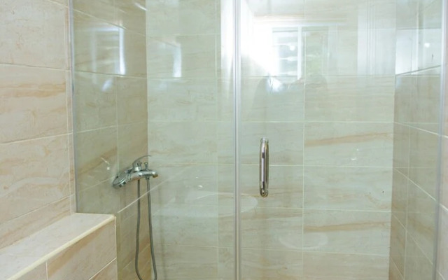 Furnished 4 Beds Semi-det House in Abuja, Nigeria