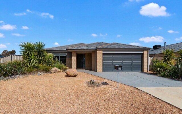 Bundalong on Clarke St