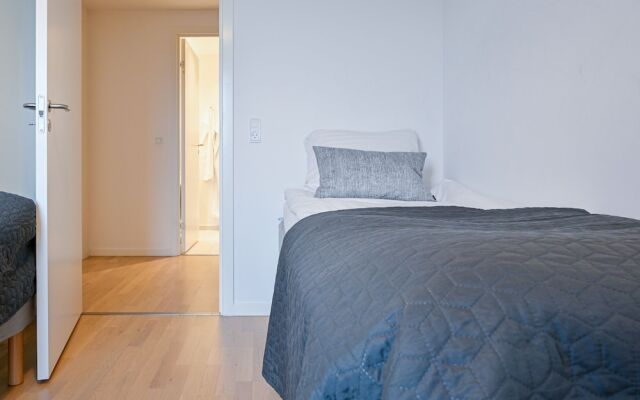 Spacious Modern 3-bedroom Apartment Near Metro Station in Copenhagen Ørestad