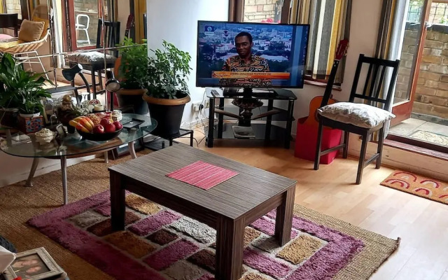 Lovely 2-bed Apartment in Battersea, London