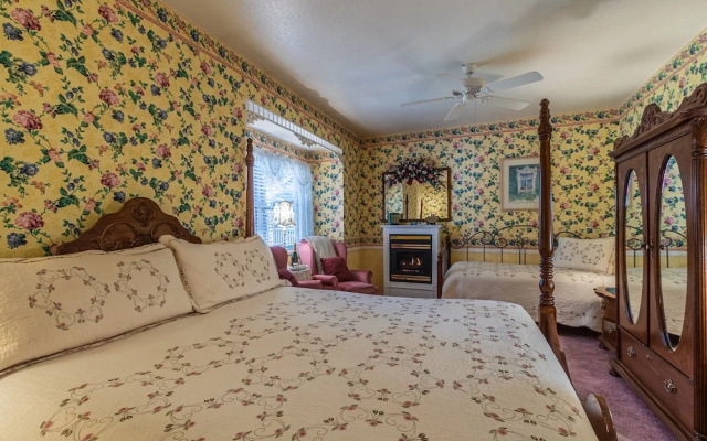 Apples Bed & Breakfast