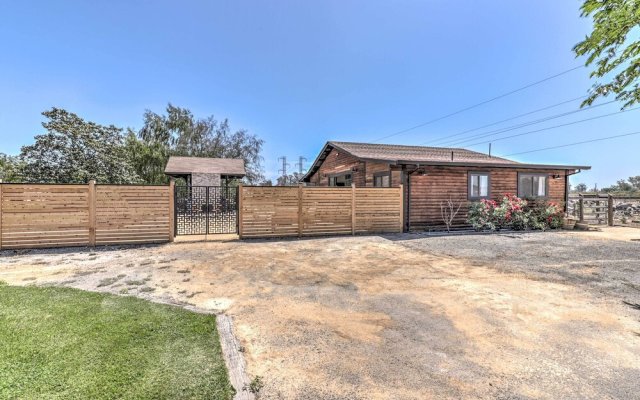 Stunning Wine Country Gem With Hot Tub + Patio!