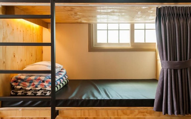 On The Stone Guesthouse 2 - Hostel