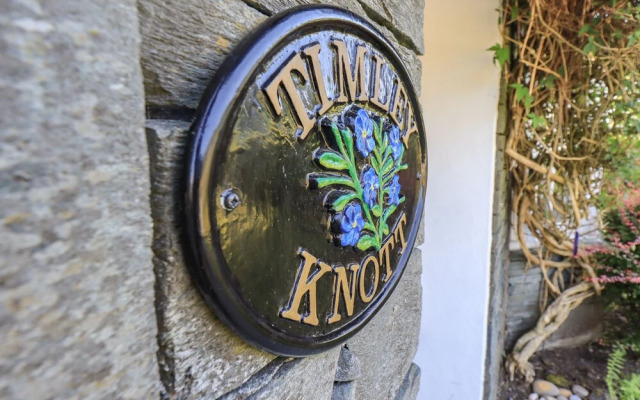 Timley Knott