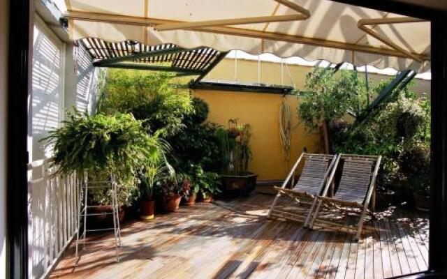 Loft De Cannes Bed And Breakfast