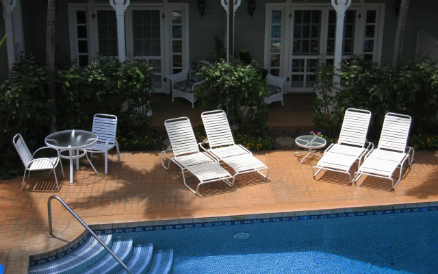 The Plantation Inn - Free Breakfast