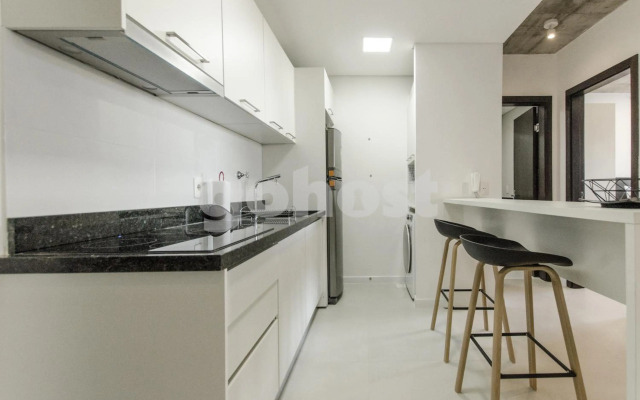 Hermoso y cómodo apartamento cerca del Sh del sol 1D010