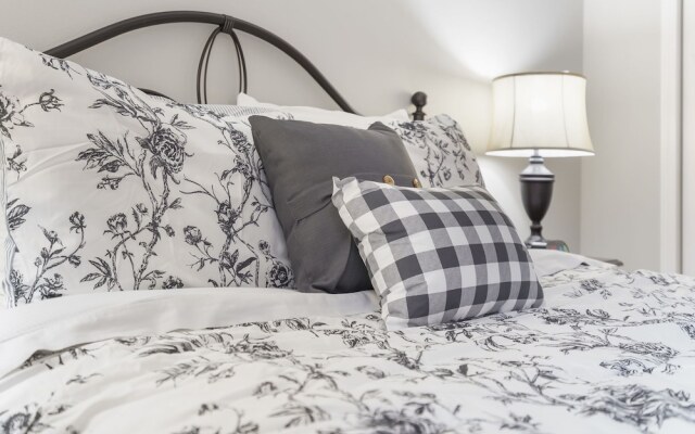 The Overlook at the Pointe