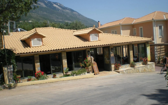 Maria Apartments