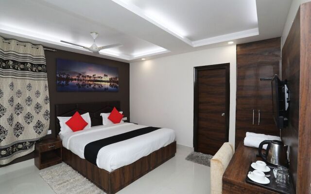 Hotel Sky Bridge by OYO Rooms