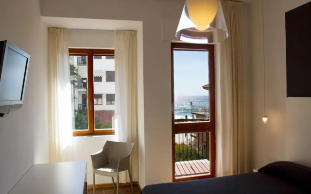 Hotel La Playa