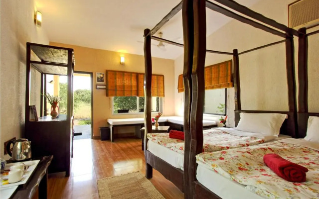 The Lodge Gir