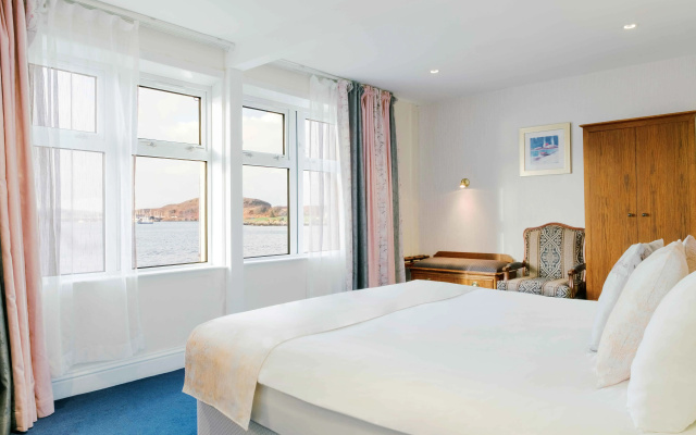 Muthu Queens Hotel