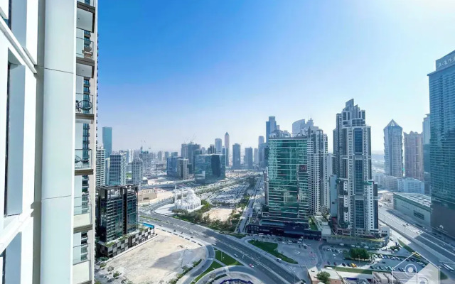 Luxurious 2B Apartment at Burj Crown Downtown