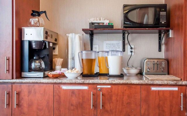 Woodstock Inn and Suites