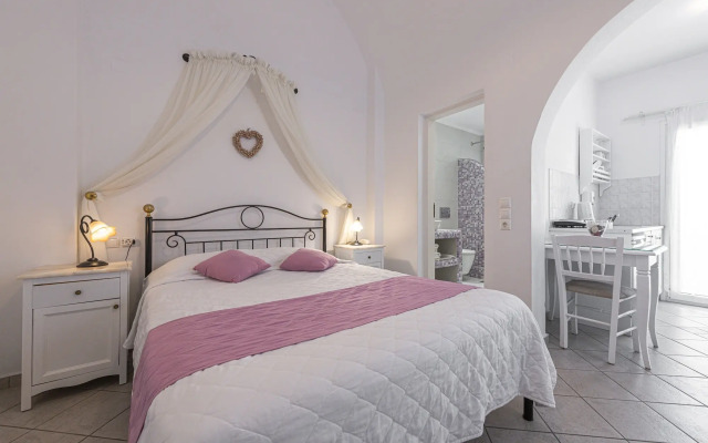Reverie Santorini Hotel