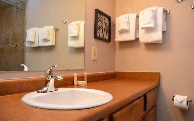 Sundowner II Unit 324 by RedAwning