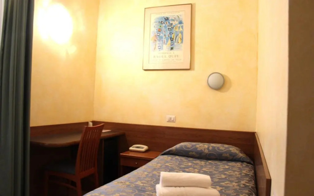 Hotel Club