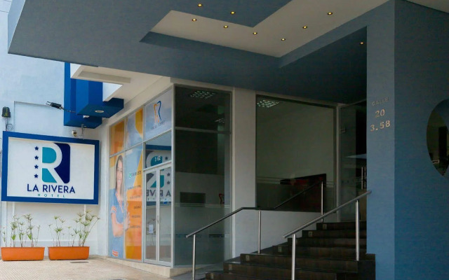 La Rivera Hotel