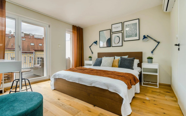 Premium Hip Loft in Žižkov by Prague Days