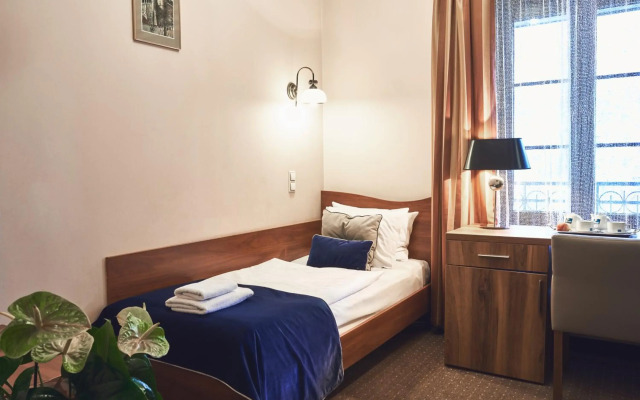 Nobilton Hotel