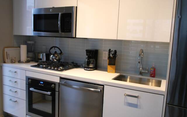 Amazing 1BR Unit in Popular