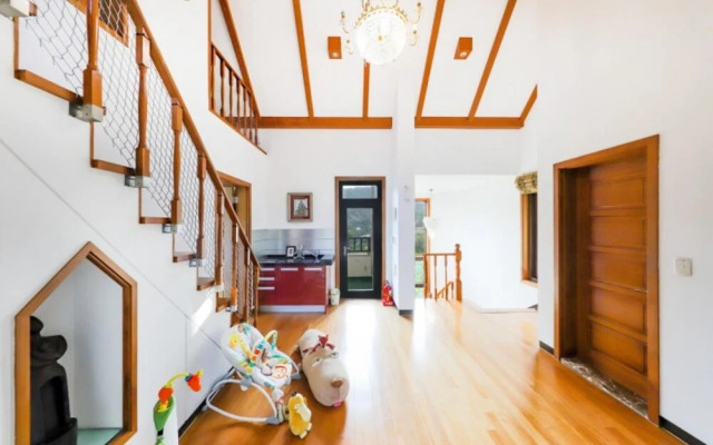 Yangpyeong Weekly Kids Pool Villa