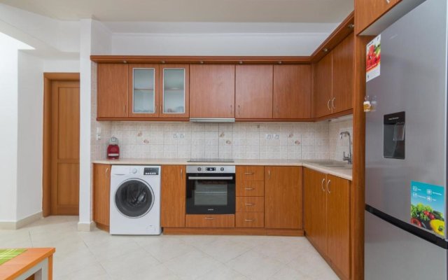 Cozy 2 bedroom apartment in Piraeus
