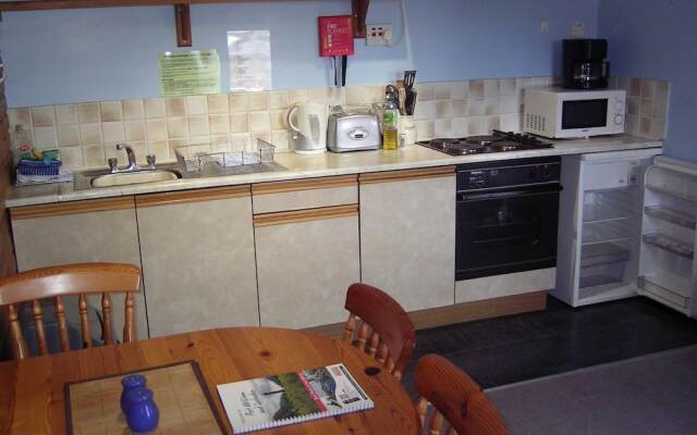 Snowgoose Apartments & Blacksmith Bunkhouse