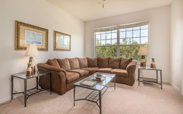 Windsor Palms-ru848