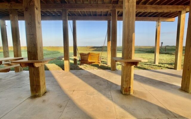 Sea Hag 3 Bedroom Home by Redawning