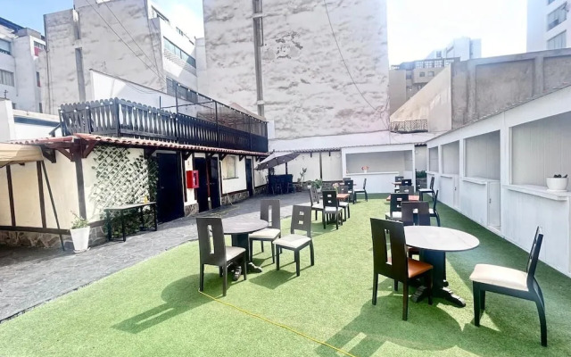 Green Orchid Hostel