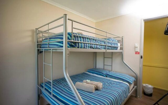 Airlie Beach YHA