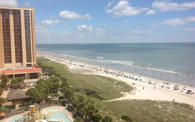 803 Brighton 2 Bedroom Condo