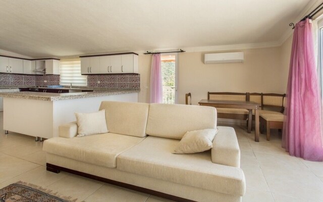 Villa Fusya by Lycia Collections