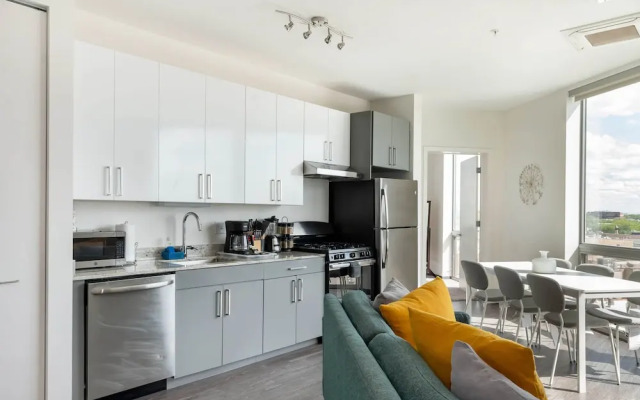 New & Modern  Lux City Escape