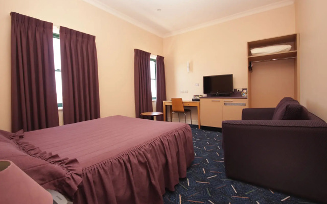 Mitchell River Tavern