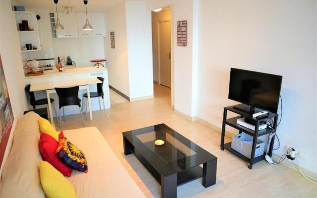 Très beau 2 pièces à 300m de la Croisette