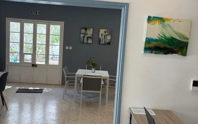 Windmill Hostel