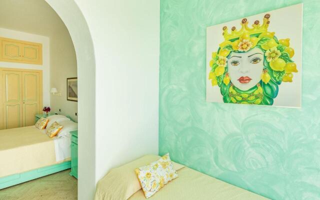 Stromboli Suite Apartment with Terrace Volcano & Sea view