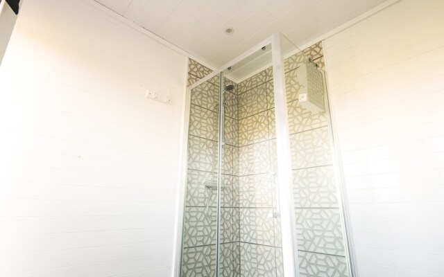 Charming 1-bed House in Holyhead