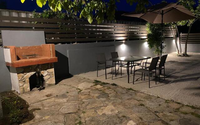 V-Suites