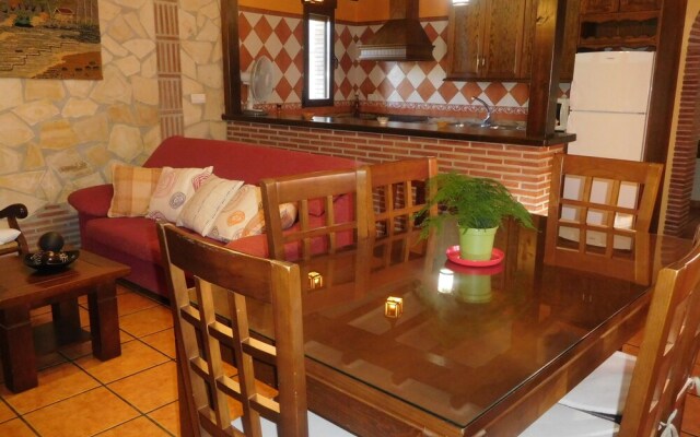 Beautiful Holidayhome With Pool Near the Sierra Nevada